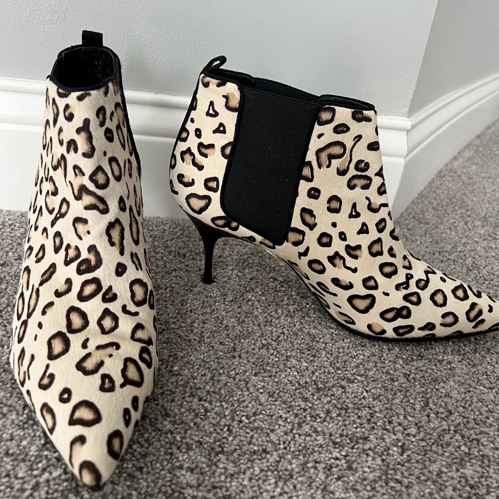 Brand New Manolo Blahnik Leopard Print Chelsea Booties, Size 10